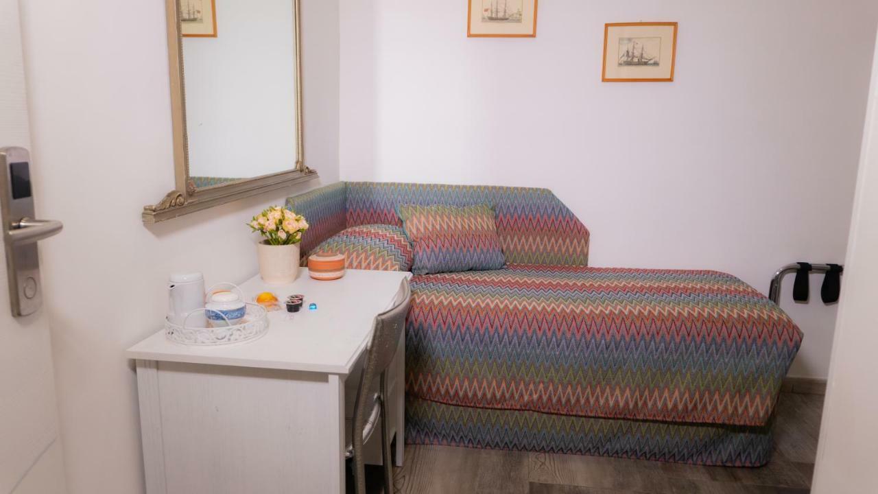 Aleandre Bed and Breakfast Foggia Exterior foto